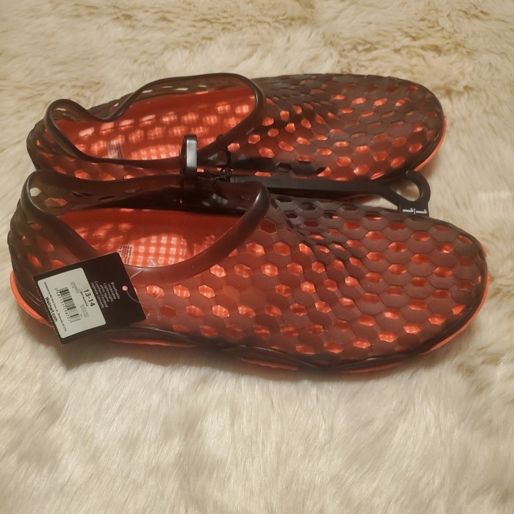 Athletic Works Red and Black Men's Sandals